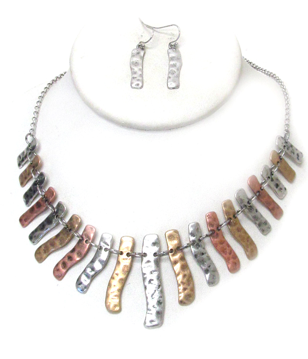 Chicos style vintage metal hammered bar necklace set