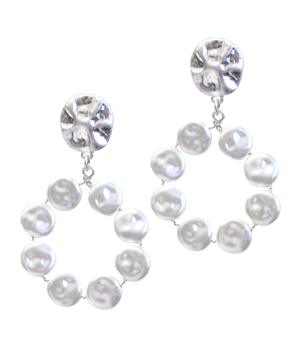 Metal disc link hoop earring