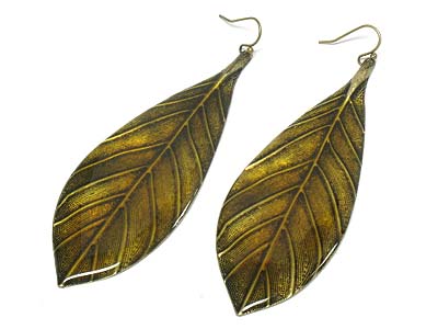 Epoxy cover large leaf earring 