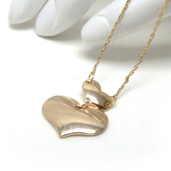Metal double heart necklace