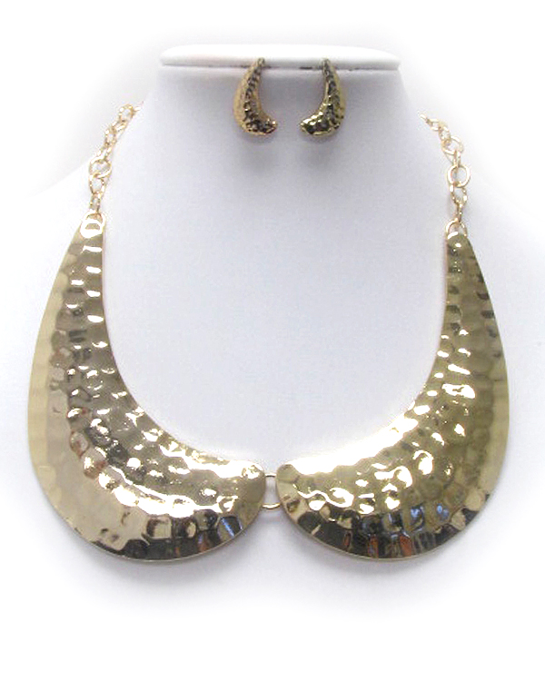 METAL HAMMERED COLLAR NECKLACE EARRING SET