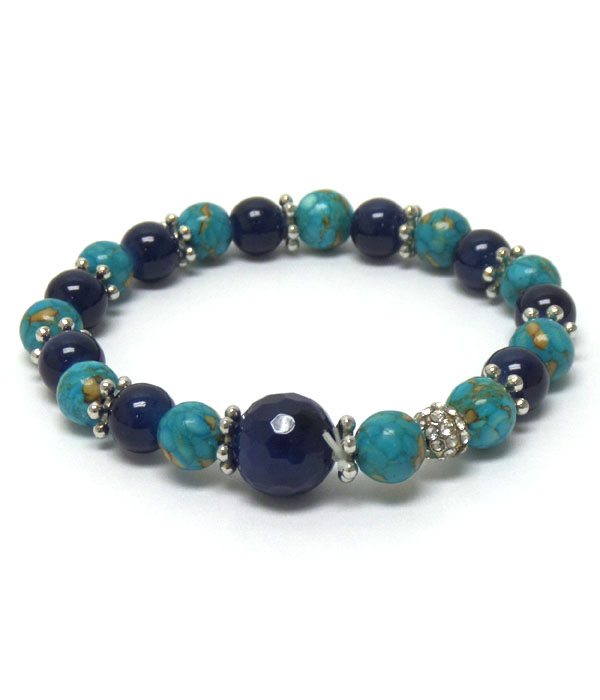 Turquoise stone and beads bracelet 