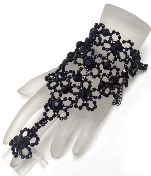 Linked flowers with ring and bracelet set