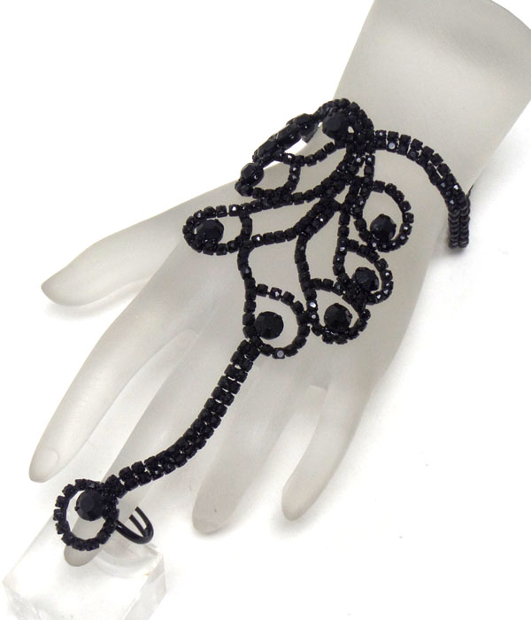 Design with stones bracelet and ring set 