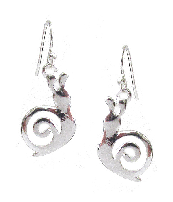 METAL SWIRL SNAIL EARRING