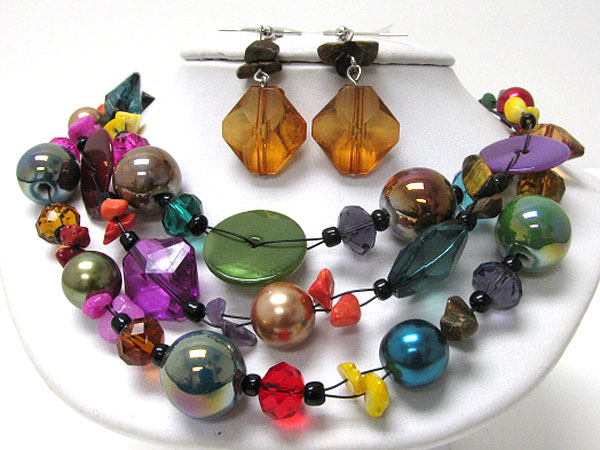 Triple row chip stone pearl and mixed beads necklace earring set