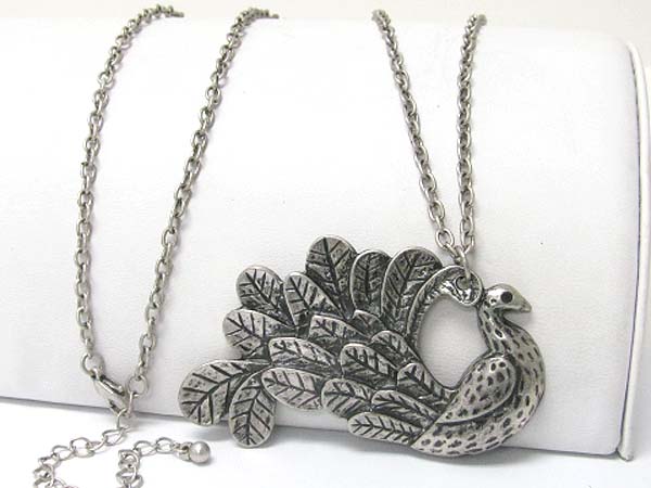 Burnish metal detail textured peacock pendant long chain necklace