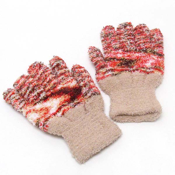 Fluffy winter gloves
