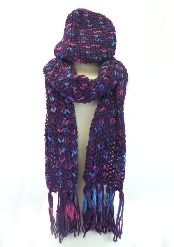 Multi pattern knit type scar and beanie set