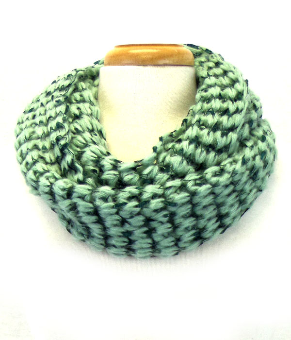 Crochet knitted loop scarf