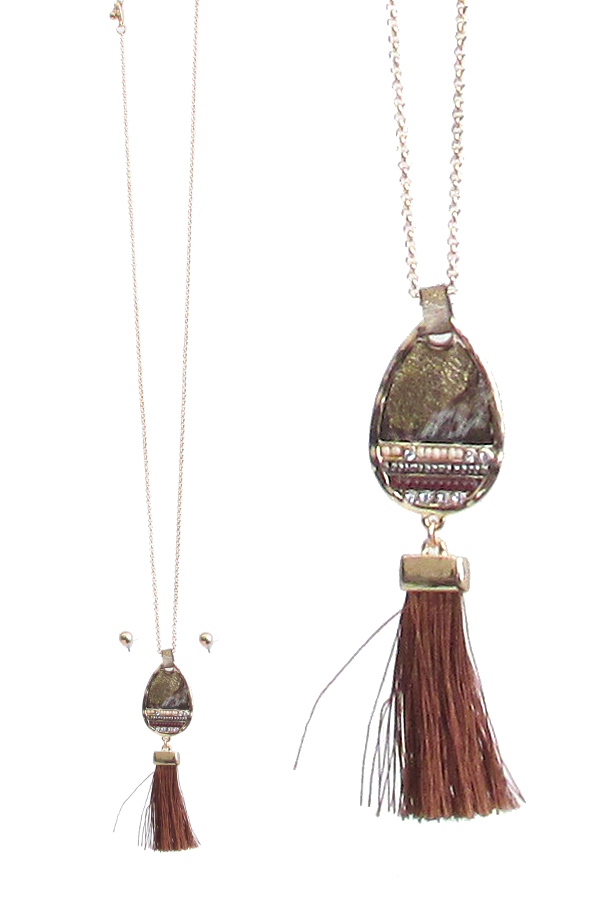 ANIMAL PRINT TEARDROP AND TASSER PENDANT LONG NECKLACE SET