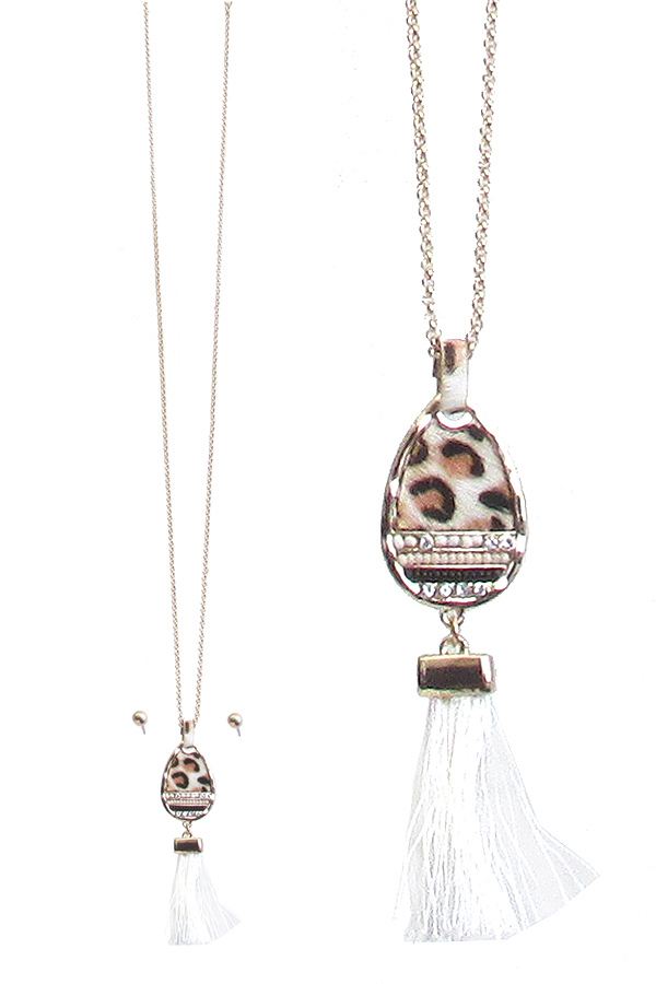 ANIMAL PRINT TEARDROP AND TASSER PENDANT LONG NECKLACE SET