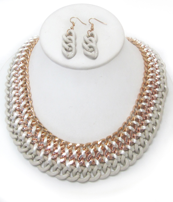 Triple thick metal chain necklace set