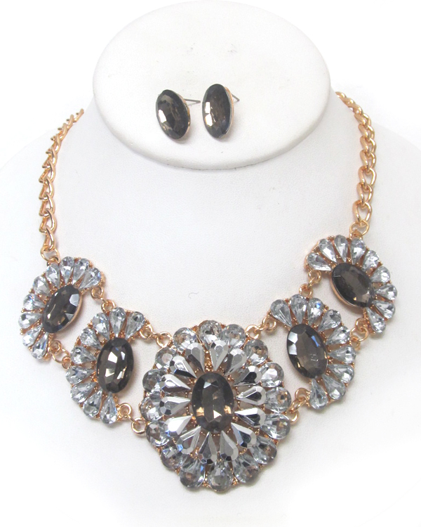 Multi crystal flower link necklace set