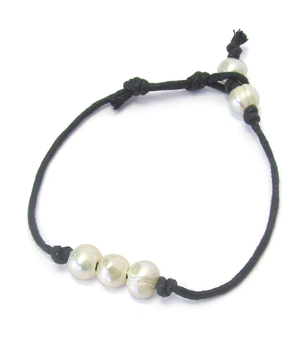 Freshwater pearl cord bracelet