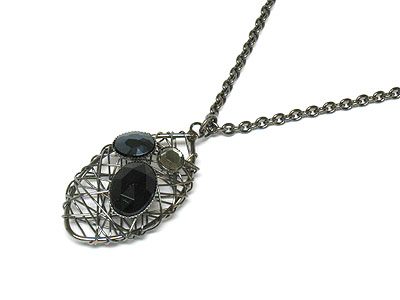 Epoxy stone deco on crossed wire oval shape necklace