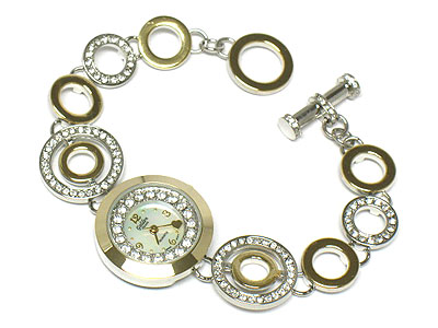 Cystal under glass and crystal ring link toggle watch