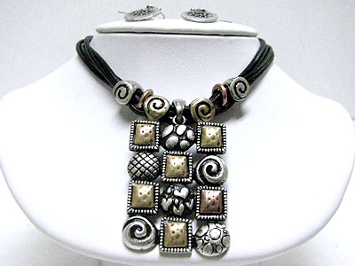 Tri tone metal art pendant multi cord necklace set