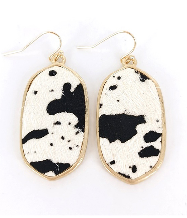 Animal print fur earring - cow