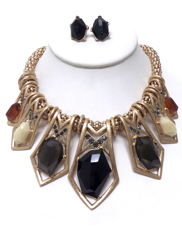 Textured metal with stone necklace set