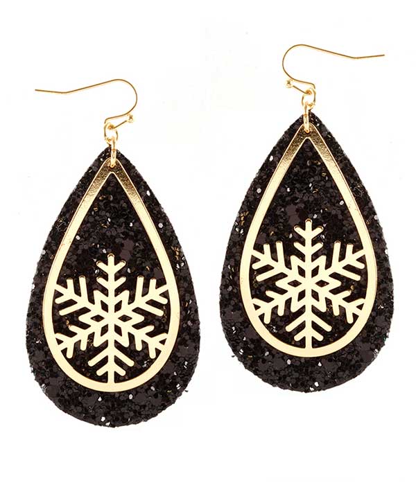 CHRISTMAS THEME TEARDROP LEATHERETTE EARRING - SNOWFLAKE