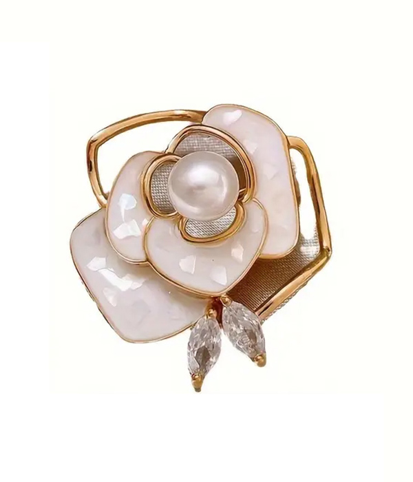 Epoxy flower brooch - camellia