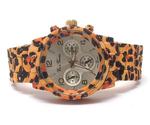 ROUND FACE ANIMAL PATTERN RUBBERIZED PLATING METAL BAND WATCH