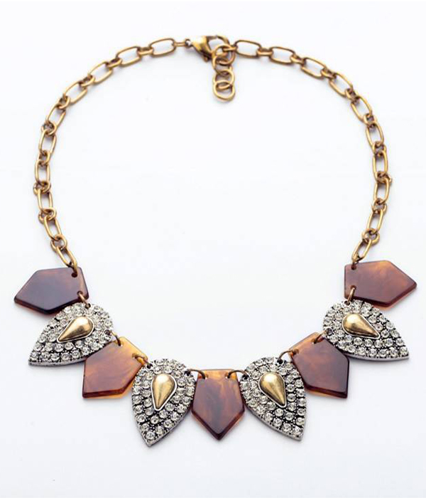 Boutique style vintage crystal teardrop necklace