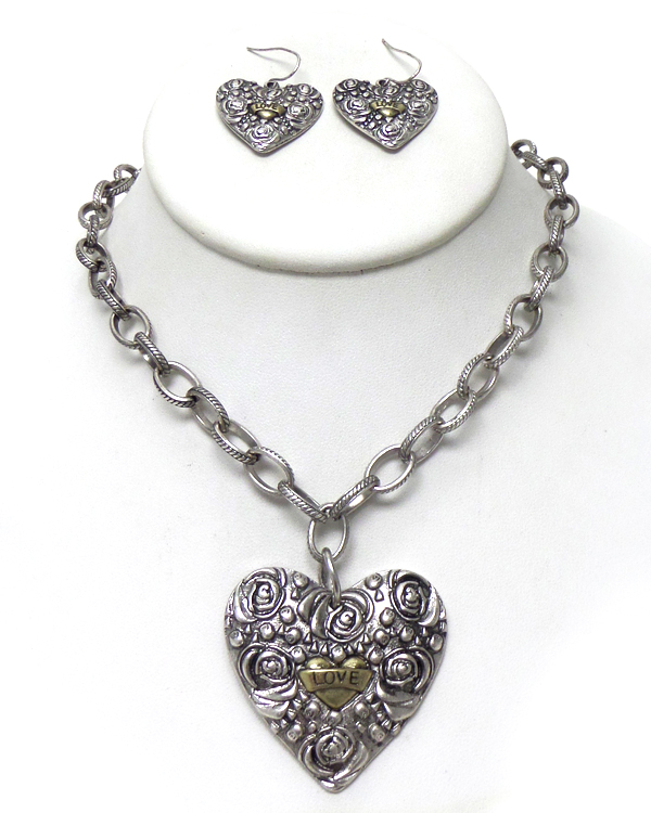 Metal texture heart pendant necklace set
