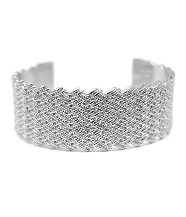 MESH LOOK WIDE BANGLE BRACELET