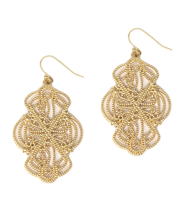 Metal filigree earring