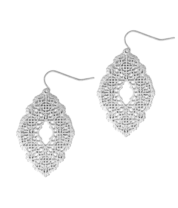 METAL FILIGREE EARRING