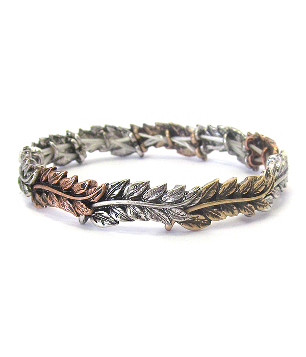 Vintage rustic  metal stretch bracelet - leaf