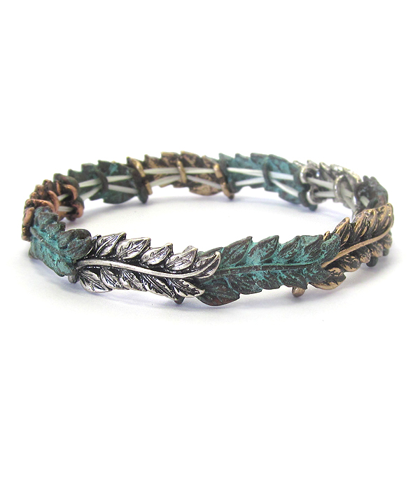 Chico style vintage metal stretch bracelet - leaf