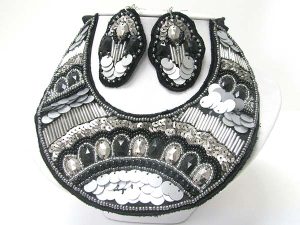 Acryl and sequins deco fabric round bib necklace earring set