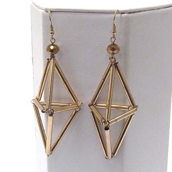 Metal conneted tubs pyramid motif drop earring