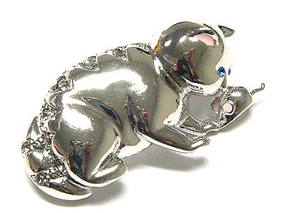 Crystal cat brooch