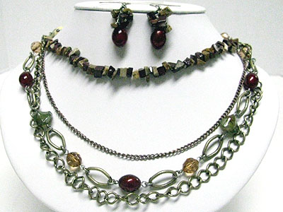 NATURAL CHIP STONE AND MULTI STRAND METAL LONG NECKLACE SET