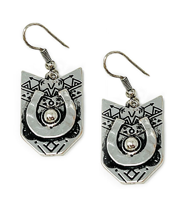 NAVAJO PATTERN HORSE SHOE EARRING