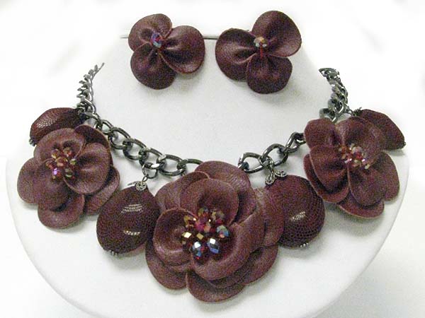 Fabric flower and mesh wrapped stone dangle necklace earring set