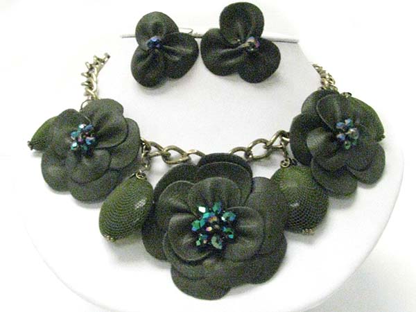 Fabric flower and mesh wrapped stone dangle necklace earring set
