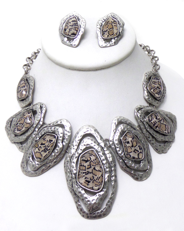Burnish silver leopard necklace set