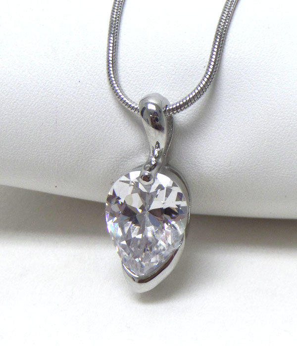 Oval shape cubic zirconia necklace
