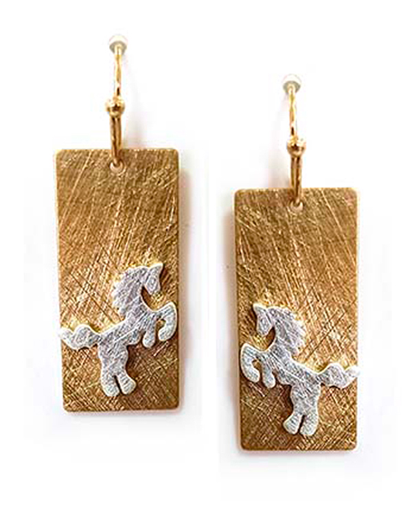 SCRATCH METAL BAR HORSE EARRING