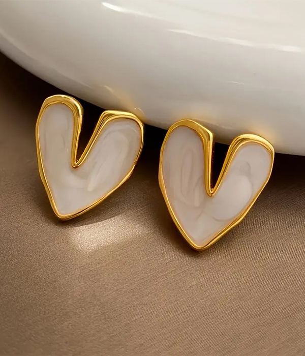 Epoxy heart earring