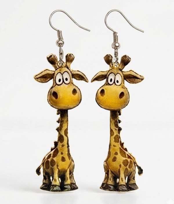 Acrylic animal earring - giraffe