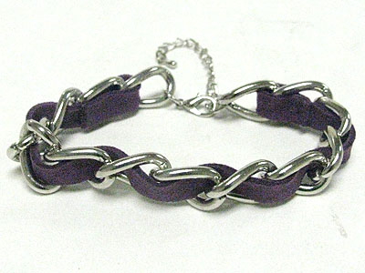 BRAIDED SUEDE AND METAL CHAIN BRACELET