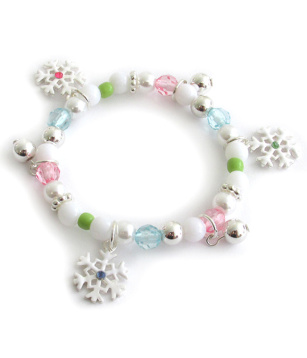 CHRISTMAS THEME MULTI CHARM KIDS STRETCH BRACELET - SNOW FLAKE