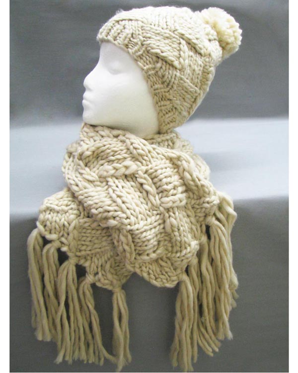 Top quality chunky checker hand knitted bow hat and muffler 2 pc set - 100% acryl