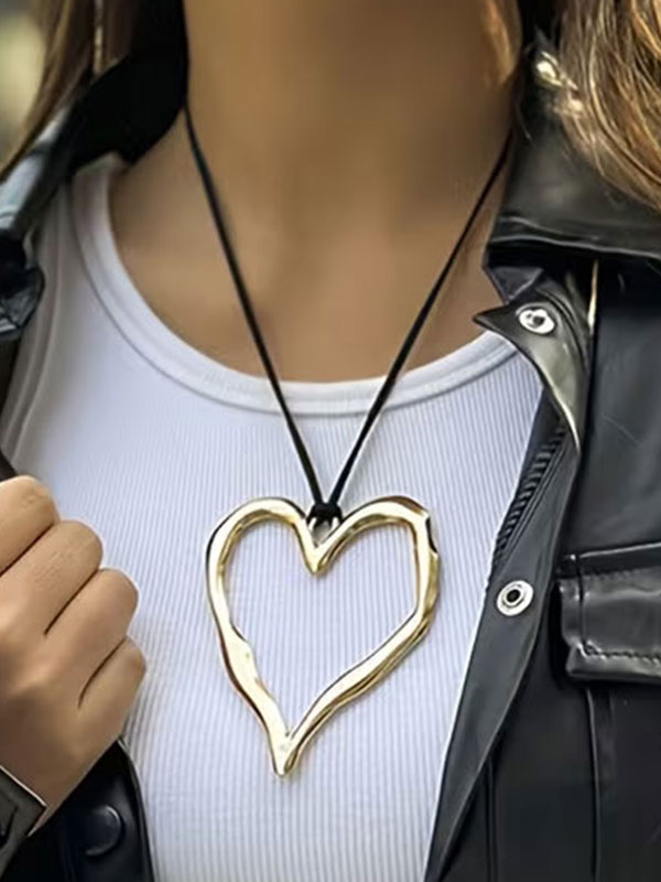 Hammered heart necklace